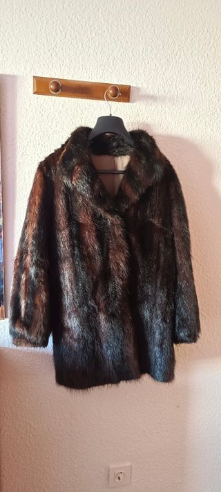 Abrigo de piel de rata almizclera