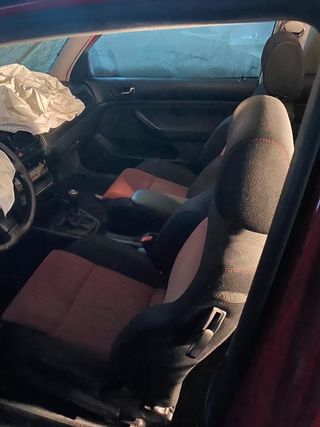 Despiece VW Golf IV 1.6 3puertas.