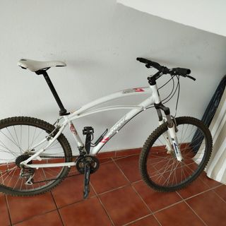 Bicicleta DOX,
