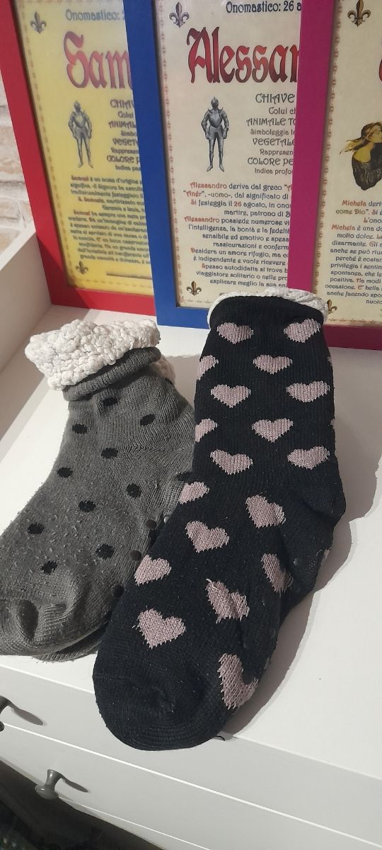 Set 2 paia calzettoni antiscivolo imbottiti