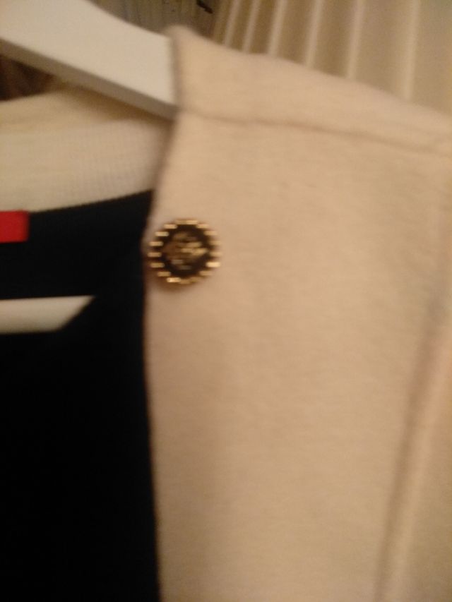 CHAQUETON CAROLINA HERRERA