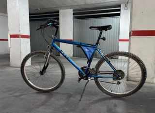 Bicicleta de montaña básica