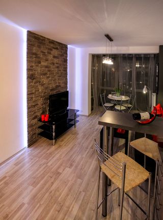 SUELOS TARIMA FLOTANTE - LAMINADOS - INSTALACIÓN