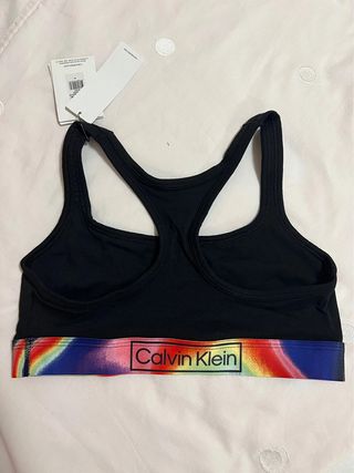 Top Calvin Klein