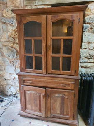 Vitrina madera maciza , algarrobo