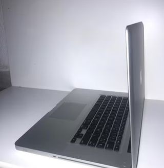 MACBOOK PRO A1286 2010