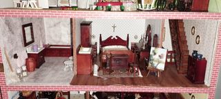 Casa de muñecas antigua  OFERTA 130