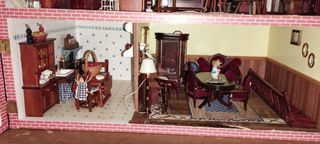 Casa de muñecas antigua  OFERTA 130