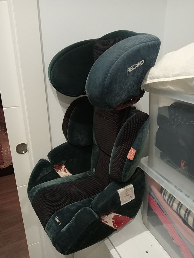 SILLITA VEHÍCULO INFANTIL RECARO