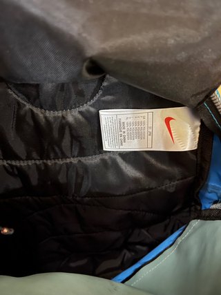 mochila pequeña Nike