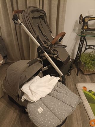 Cybex Balios S Capazo+Silla Paseo Gris+regalos. 