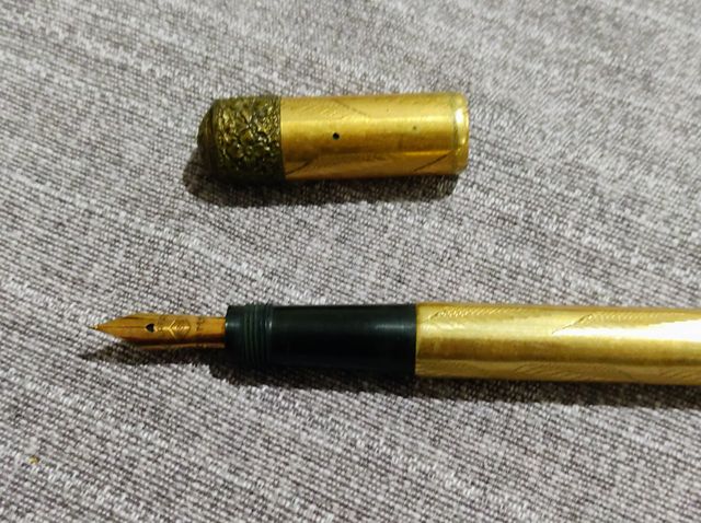 Penna stilografica  fine 800 in oro d'epoca