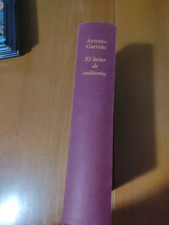 El Lector de Cadaveres