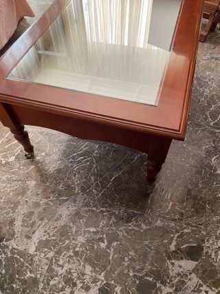Mesa centro vitrina