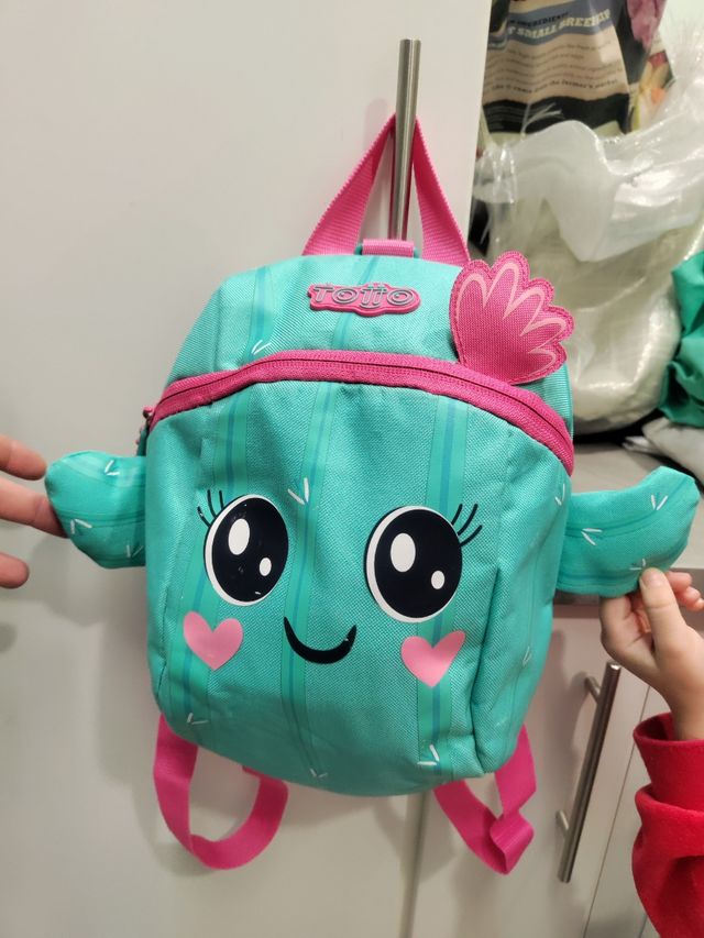 Mochila totto cactus guardería o infantil 4.6L