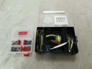 Señuelos blas back y caja 