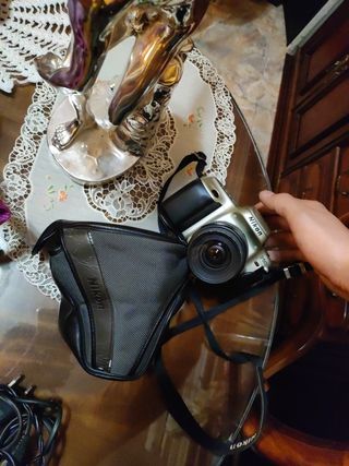 NIKON ANALOGICA F 60