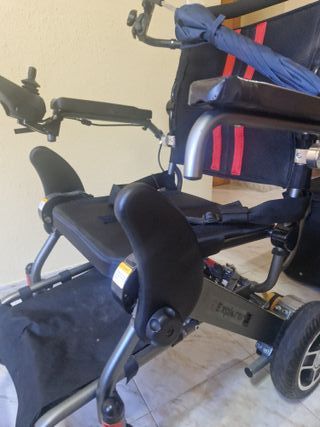 Silla de ruedas eléctrica portátil