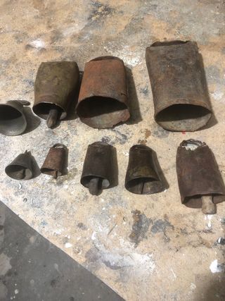 aperos labranza azada pico cencerro