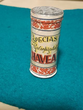 Antiguo botecito de pimienta