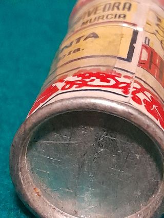 Antiguo botecito de pimienta