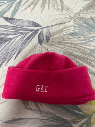 Conjunto gorro y guantes gap