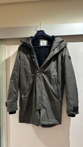 Abrigo impermeable 