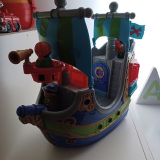 Barco pirata pin y pon