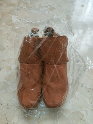 BOTITAS NUEVAS DE MUJER. NÚMERO 36