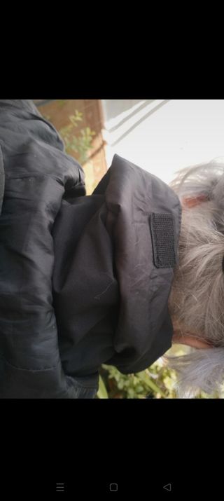 Chaqueta impermeable negra hombre Quechua. Talla L