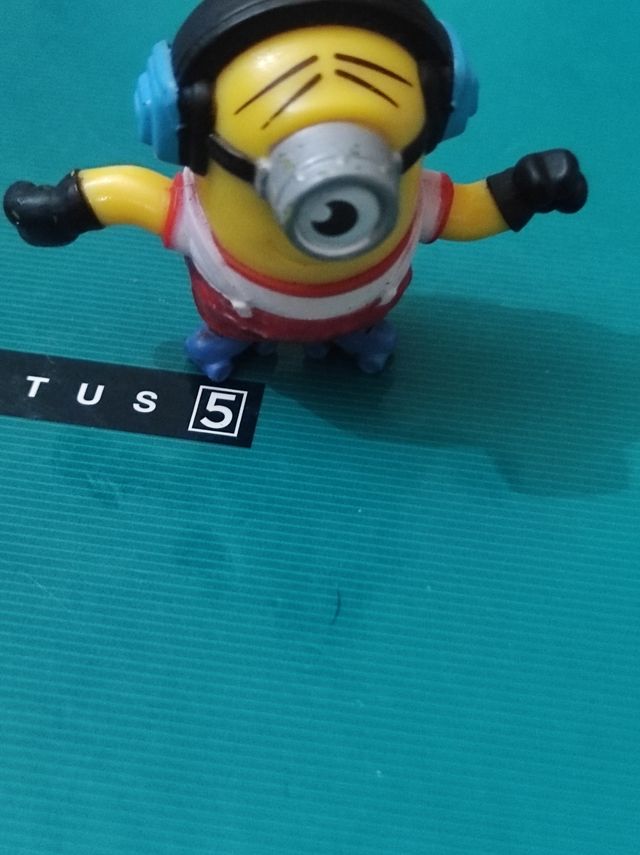 Minions patinador 2018, McDonald's