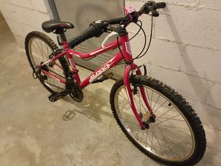 Bicicleta montaña rosa