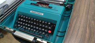 Maquina olivetti studio 45