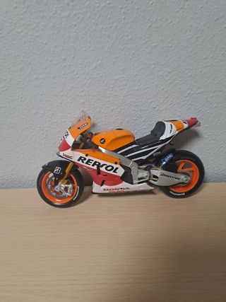 Maqueta Moto Marc Márquez 2017