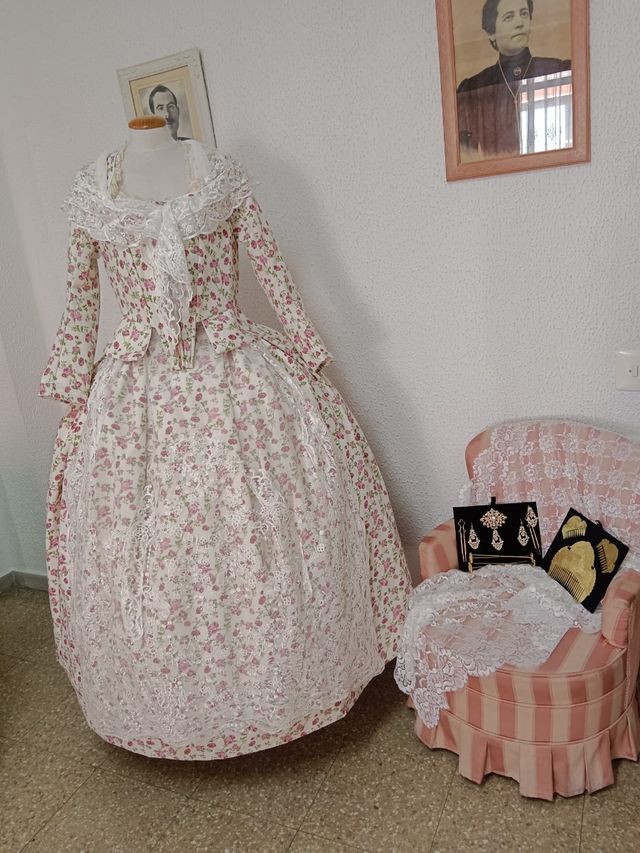 PEINETAS grabadas oro y plata