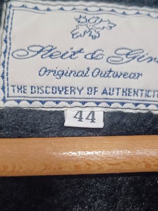 Pelliza , Forrada De Borreguito  T. 46 ,48