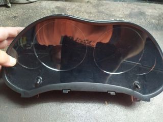 Cuenta km, Radio Cd y mas cosas Toyota Avensis