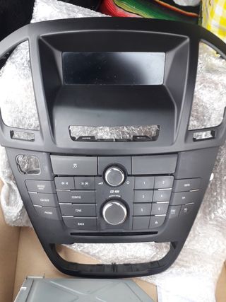 Consola Opel Insignia .