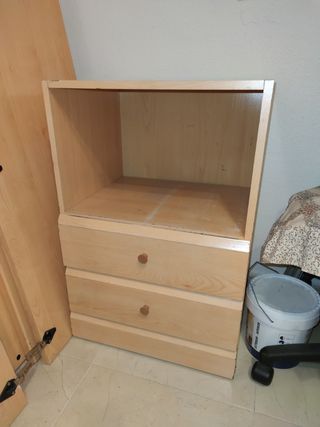 URGE!! Armario, mesilla, cama, soporte encimera.