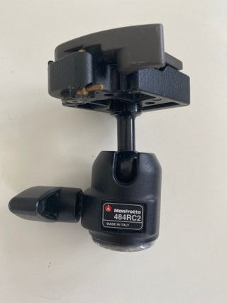 Cabeza de tripode Manfrotto 484RC2