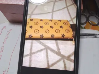 Monedero  de Mujer dorado y beis los dos 16euro