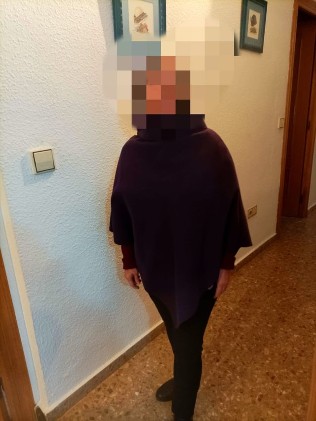 Poncho morado 