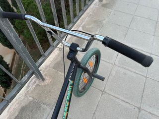 BMX BT
