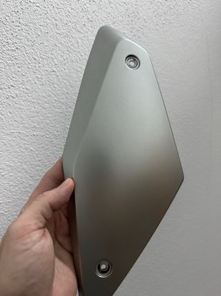 Tapa lateral derecha honda cb650r