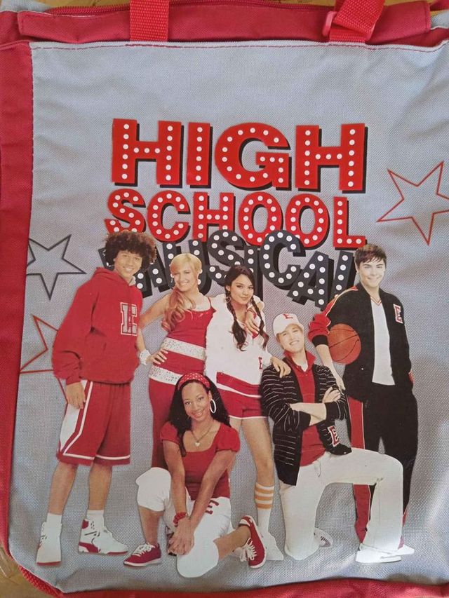 High School, borsa nuova