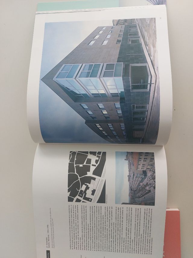 DOS libros  de arquitectura