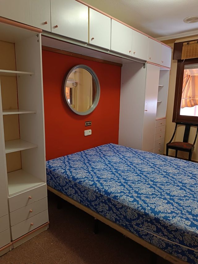 ALQUILO HABITACIÓN MATRIMONIO EN ORIHUELA