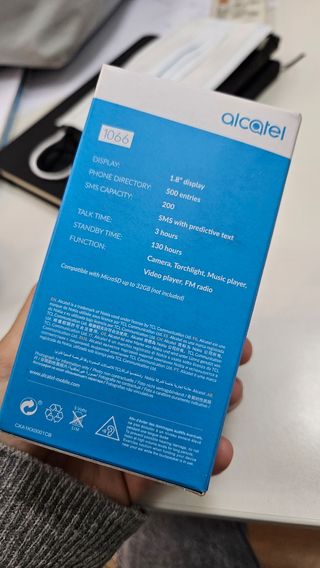 Teléfono móvil Alcatel 1066