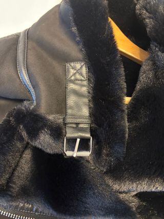 Cazadora doble faz negra Zara