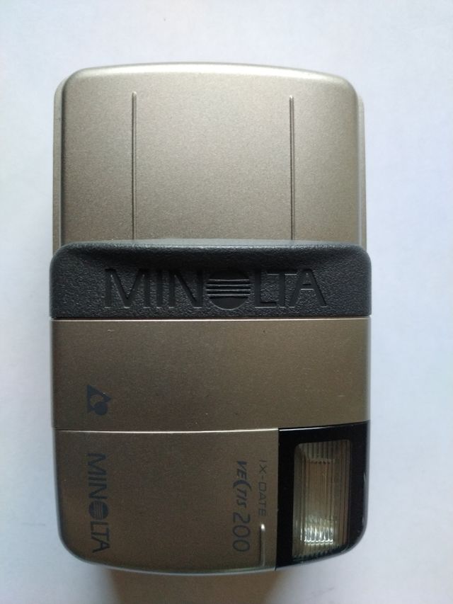 Minolta Vectis 200 IX date